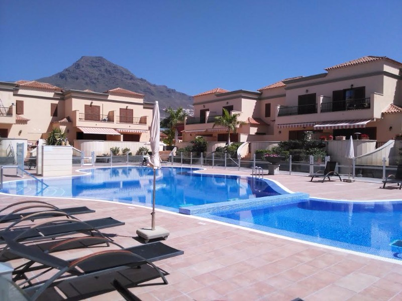 Detached House - Villa for rent El Duque Adeje - ref. 929252