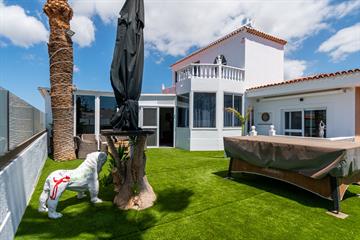 Casa independiente en venta Arona