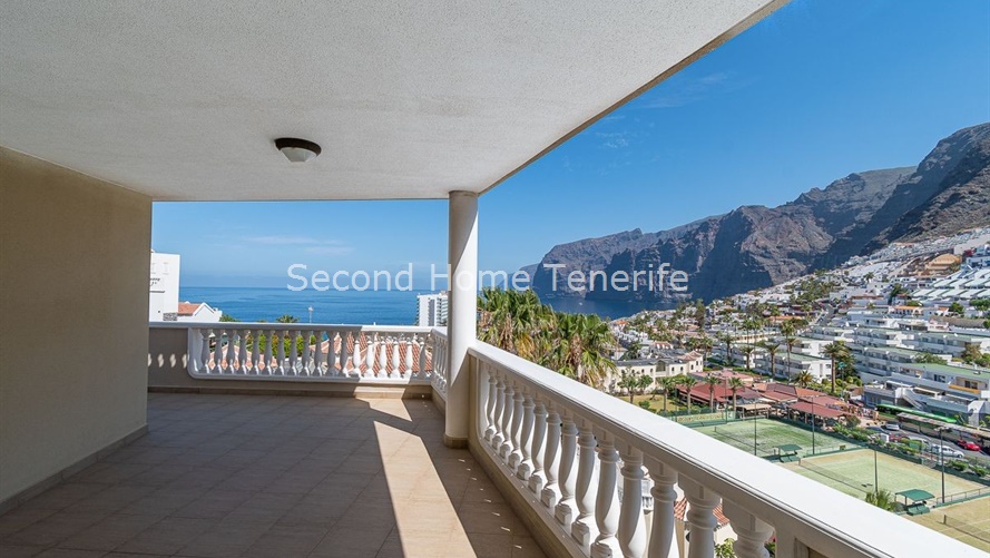 Gigansol del Mar - large terrace with sea view